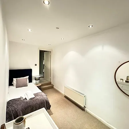 The Heart Of Kensington Mews - 3 Bedrooms House-Private Entrance-Hyde Park Walk Away-Green Park 9 Minutes Underground- The Best Of London With Glamour Of Kensington Buitenkant foto