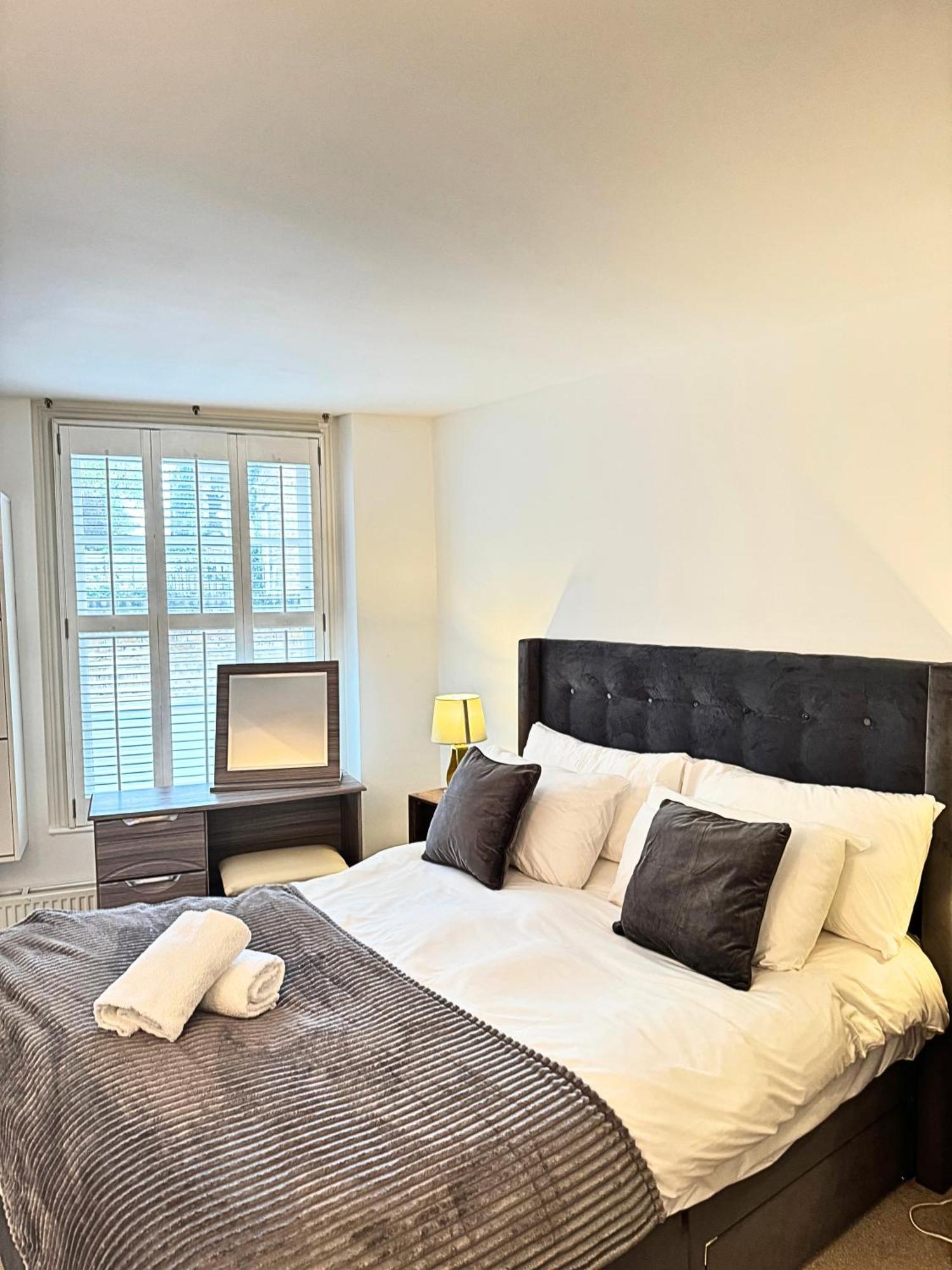 Casa vacanze The Heart Of Kensington Mews - 3 Bedrooms House-private Entrance-hyde Park Walk Away-green Park 9 Minutes Underground- The Of With Glamour Of Kensington Londra
