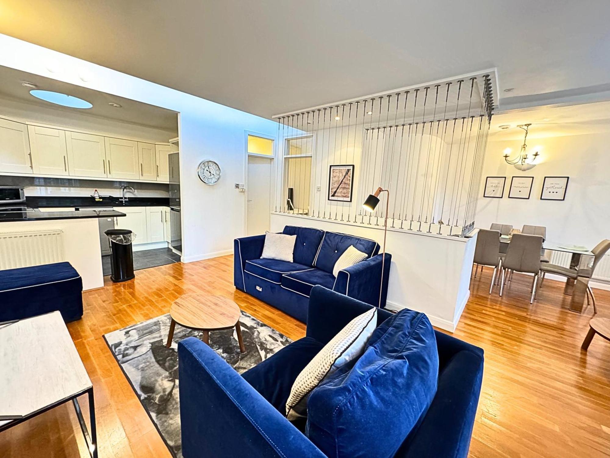 The Heart Of Kensington Mews - 3 Bedrooms House-private Entrance-hyde Park Walk Away-green Park 9 Minutes Underground- The Of With Glamour Of Kensington * Londra